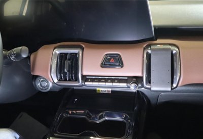 Phone holder for Suzuki E Vitara from 2025- | Model specific