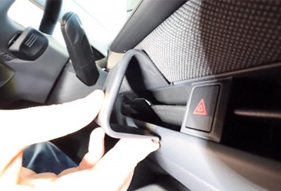 Phone holder for Volkswagen T-Roc from 2026- | Model specific