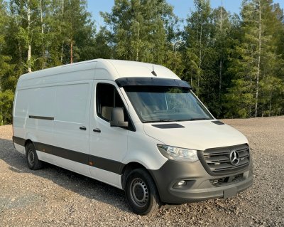Sun Visor for Mercedes-Benz Sprinter from 2018- – Reduces Sun Glare