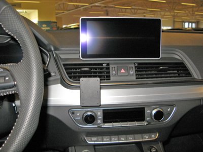 Mobile phone holder Audi Q5 from 2017-2024