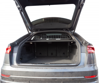 Dog Guard for Audi Q8 from 2018-
