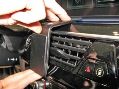 Mobile phone holder for BMW 5 Series from 2017-2024