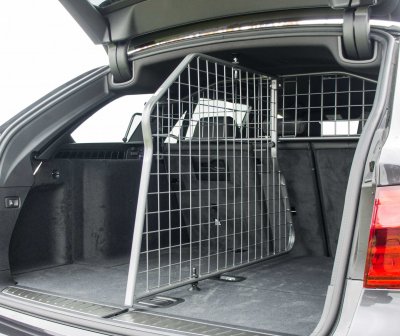 Dog Guard for BMW 5 Series Touring 2017-2024