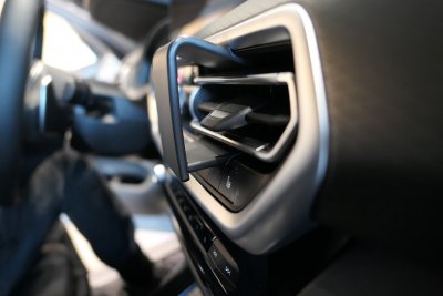 Mobile phone holder for BMW X3 from 2018-2024