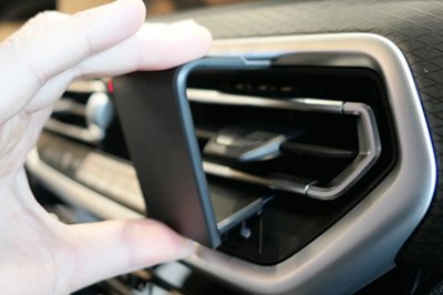 Mobile phone holder for BMW X4 from 2018-