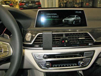 Mobile phone holder for BMW 7 Series Sedan from 2015-2022