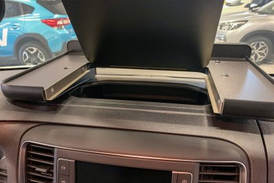 Table for Toyota Proace 2016-