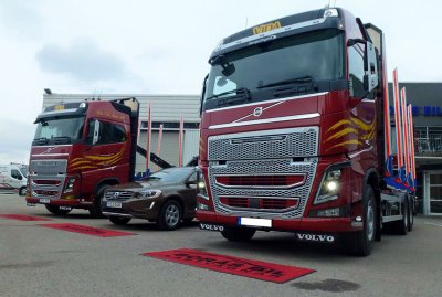 Recessed Rigid LED ramp in the front hatch for Volvo FH4 from 2013-
