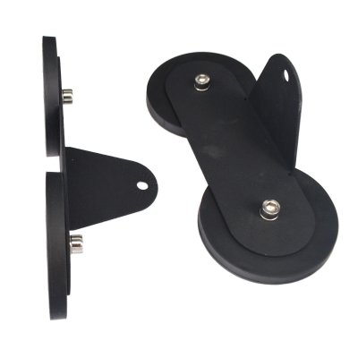 Magnetic holders for e.g. LED ramps