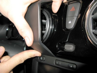 Mobile phone holder for Dacia Logdy from 2012-
