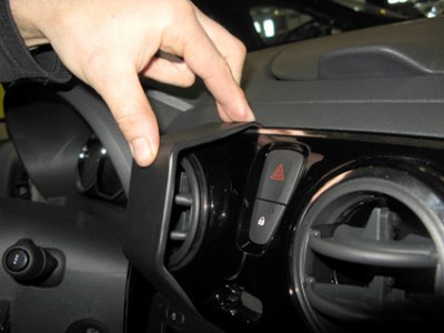 Mobile phone holder Dacia Logdy 2012-2014