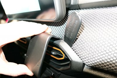 Mobile phone holder for Dacia Sandero from 2021-