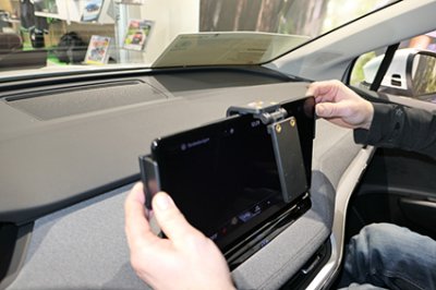 Mobile phone holder Skoda Octavia from 2021-