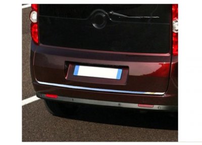 Tailgate moldings for Fiat Dobló from 2010-/2015-