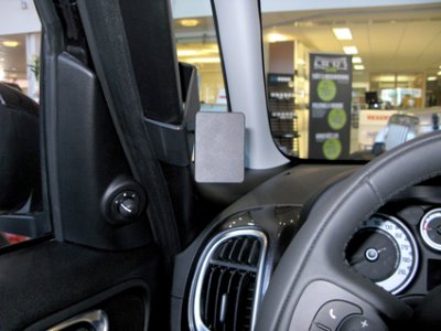 Mobile phone holder Fiat 500L from 2012-