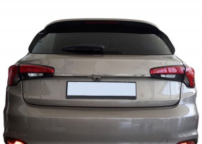 Tailgate strip for Fiat Tipo from 2015-