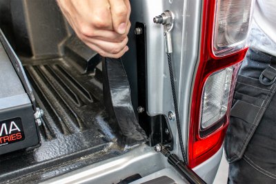 Dämpare bakläm Ford Ranger Raptor från 2019-