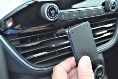 Mobile phone holder Ford Escape from 2020-