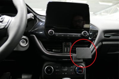 Cell phone holder Ford Fiesta from 2017-