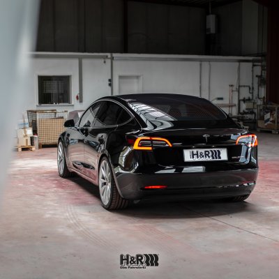 Lowering kit Tesla Model 3 from 2017-