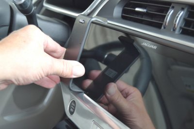 Mobile phone holder Jaguar I-Pace 2019-