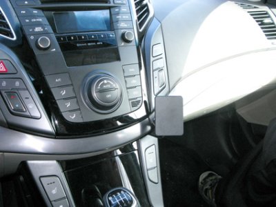 Mobile phone holder for Hyundai i40 from 2011-2019