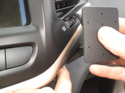 Mobile phone holder Jeep Cherokee 2014-