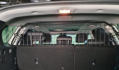 Dog guard Hyundai Santa Fe from 2019-