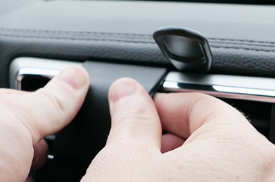 Mobile phone holder MG ZS EV from 2020 onwards
