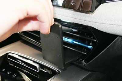 Mobile phone holder MG5 from 2022- & onwards