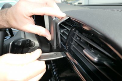 Mobile phone holder Kia e-Soul 2019-