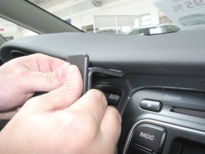 Mobile phone holder Kia Carens 2014-2019