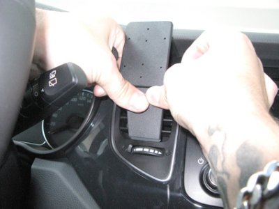 Mobile phone holder Kia Carens from model year 2014 to 2019