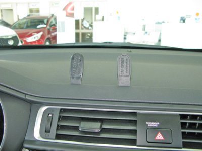 Installation of mobile phone holder Kia Rio from 2015-2016