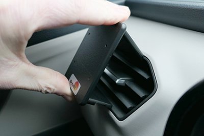 Mobile phone holder for Maxus e-Deliver 3 from 2020-