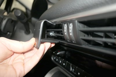 Mobile phone holder Mazda CX-60 from 2022- onwards