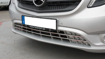 Lower grille Mercedes Vito 2015-2020. For cars with painted bumper.