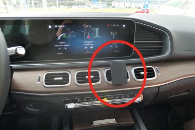 Mobile phone holder Mercedes GLE from 2019-