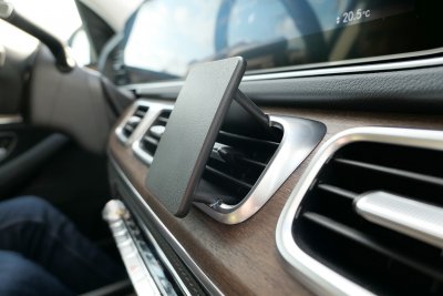 Mobile phone holder Mercedes GLS from 2020-