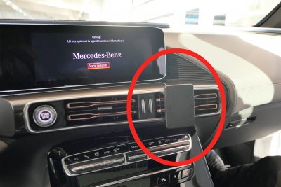 Mobile phone holder Mercedes EQC from 2020-