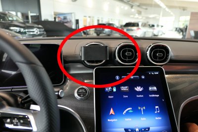 Mobile phone holder Mercedes GLC from 2023-