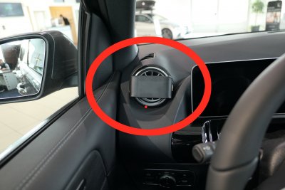 Mobile phone holder for Mercedes-Benz B class from 2019-