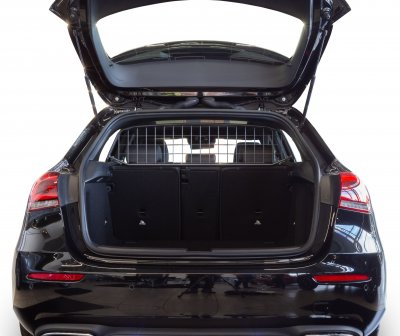 Dog guard Mercedes A class from 2018-