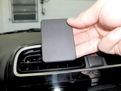 Mobile phone holder Mitsubishi Space Star from 2020- onwards