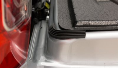 Tailgate seal kit for Renault Alaskan from 2017-2021