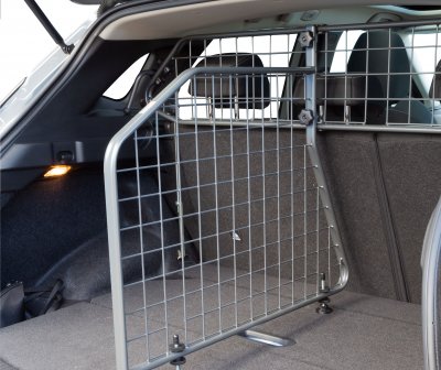 Dog guard and divider Nissan Qashqai from 2021-