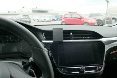 Mobile phone holder Opel Corsa 2020-