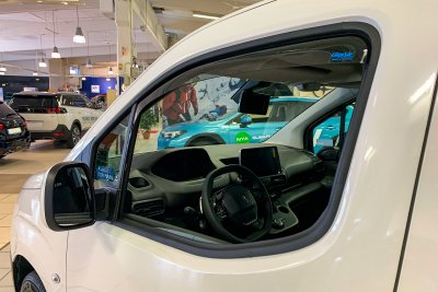 Wind deflector Peugeot Partner from 2019-