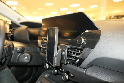 Mobile phone holder for Citroën C4 from 2021-