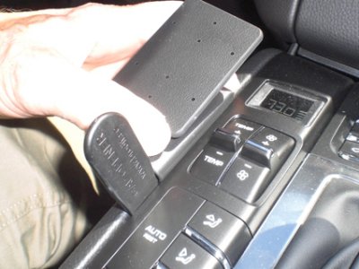 Mobile phone holder Porsche Macan from model year 2014-